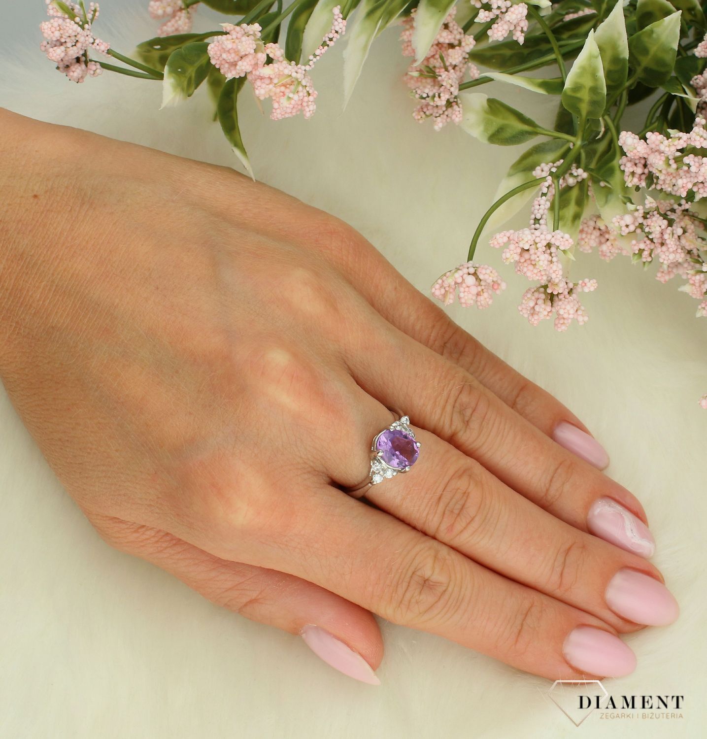 Srebrny pierścionek damski 925 z ametystem rozmiar 13 P 0564 5.jpg